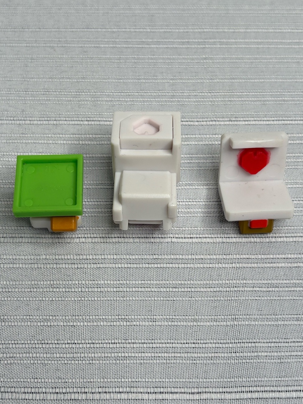 Minecraft Duck Figure - Picture 6 of 6